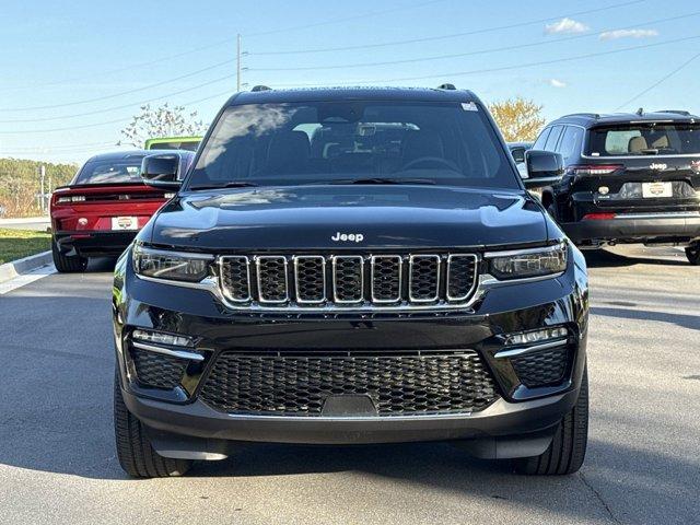 new 2025 Jeep Grand Cherokee car, priced at $47,405