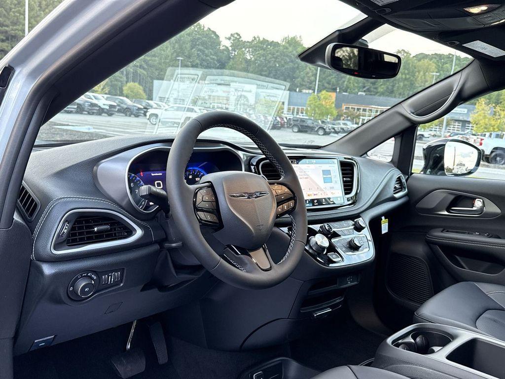 new 2026 Chrysler Pacifica car, priced at $42,474