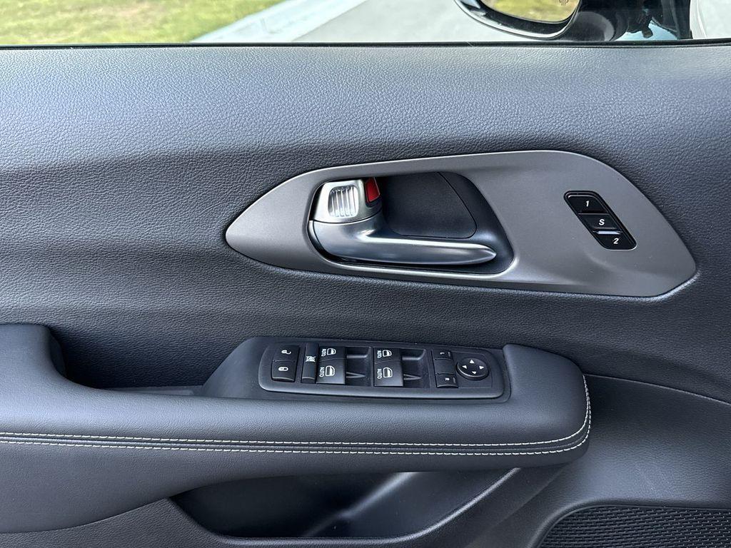 new 2026 Chrysler Pacifica car, priced at $42,474