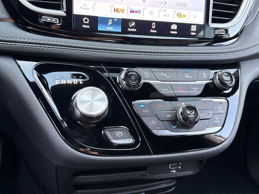 new 2026 Chrysler Pacifica car, priced at $42,474