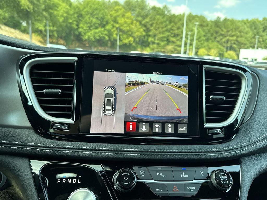 new 2026 Chrysler Pacifica car, priced at $42,298