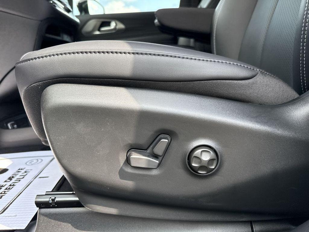 new 2026 Chrysler Pacifica car, priced at $42,298