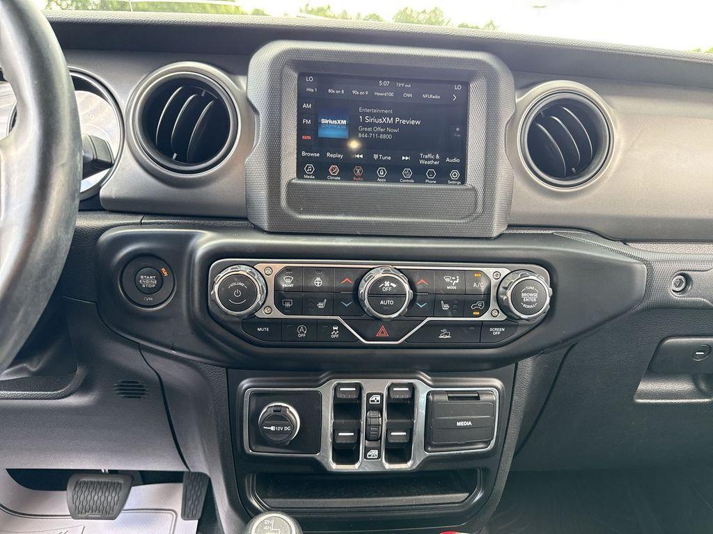 used 2022 Jeep Gladiator car, priced at $29,996
