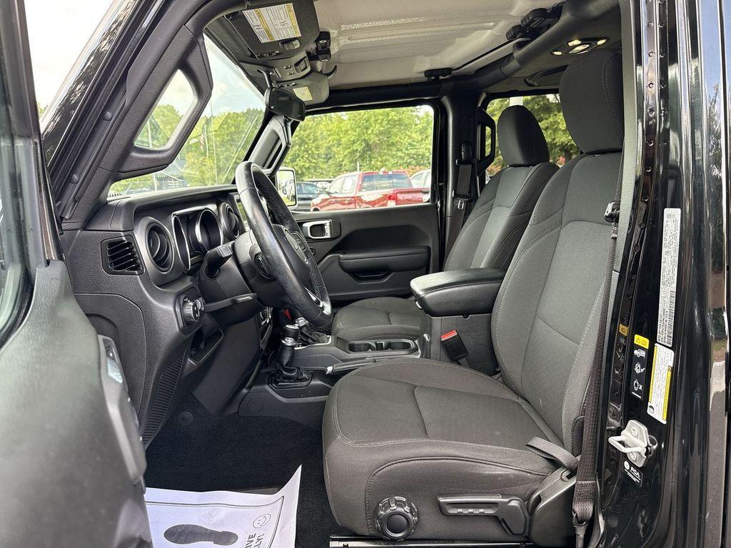 used 2022 Jeep Gladiator car, priced at $29,996