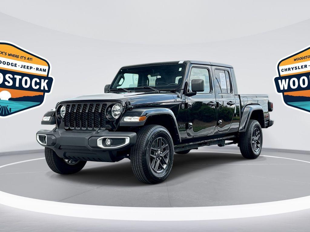 used 2022 Jeep Gladiator car, priced at $29,996