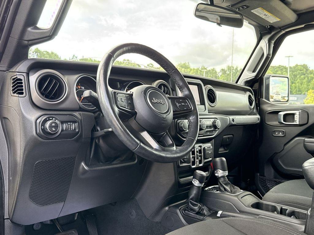used 2022 Jeep Gladiator car, priced at $29,996