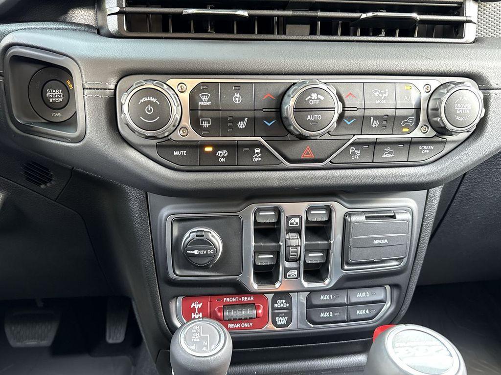 new 2025 Jeep Wrangler car, priced at $103,526
