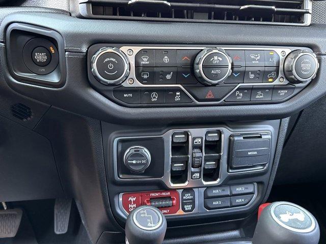 new 2025 Jeep Wrangler car, priced at $75,787