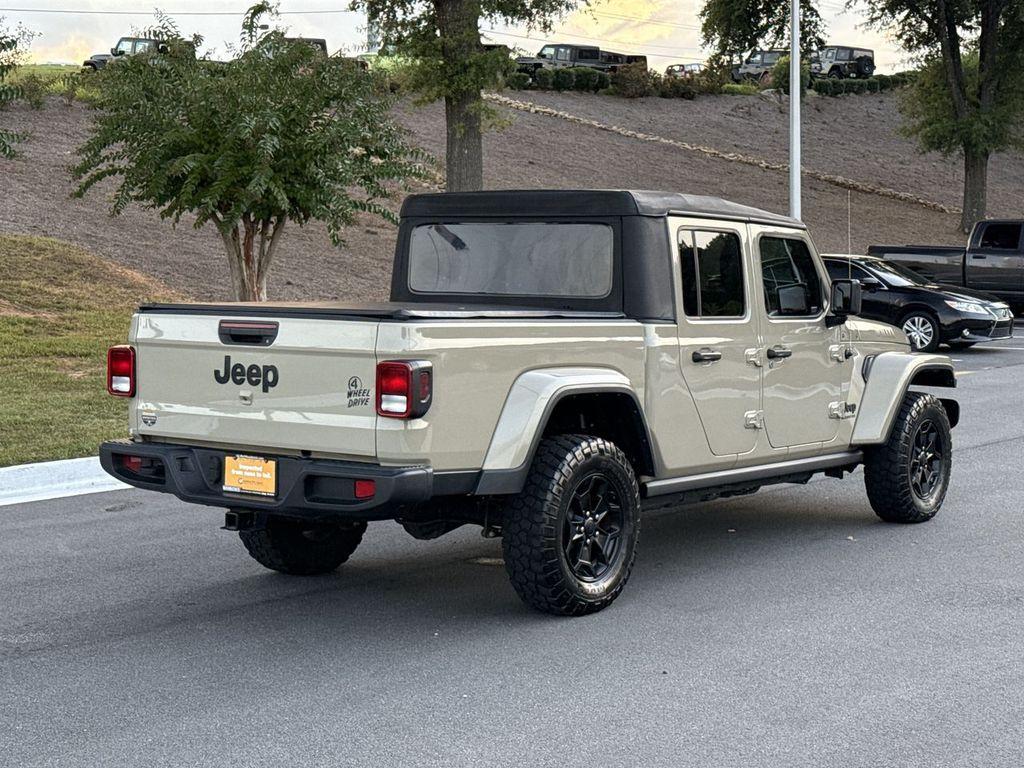 used 2022 Jeep Gladiator car, priced at $31,473
