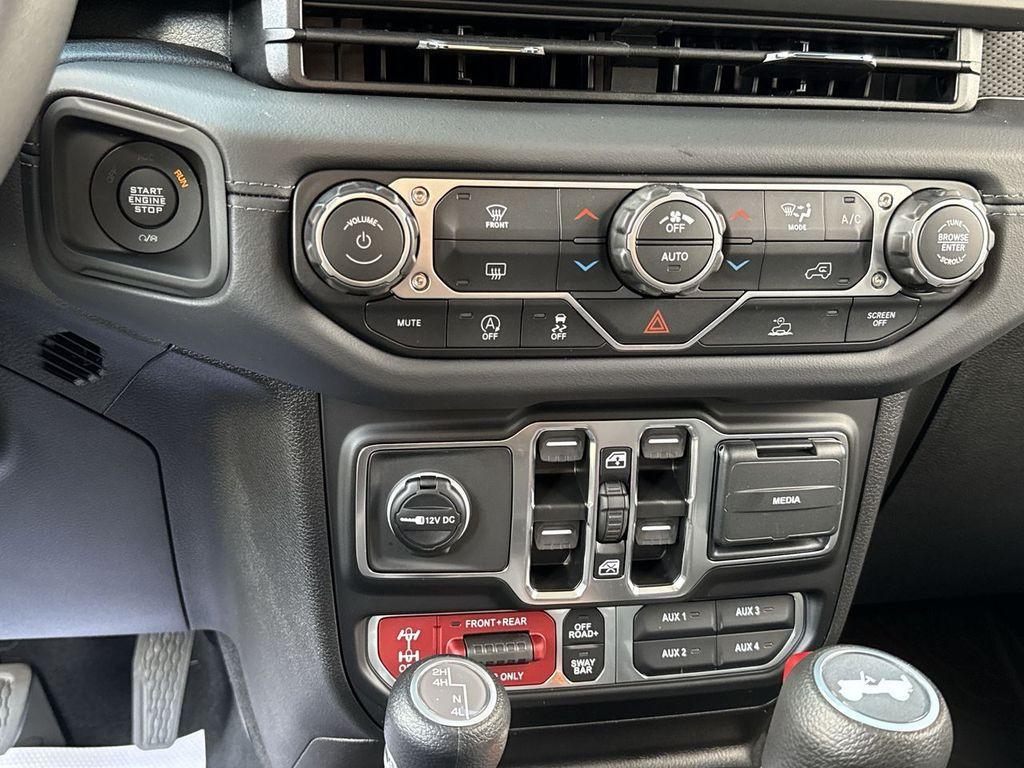 new 2026 Jeep Wrangler car, priced at $53,538