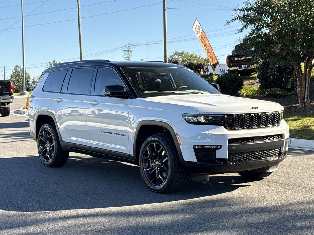 new 2025 Jeep Grand Cherokee L car, priced at $46,746