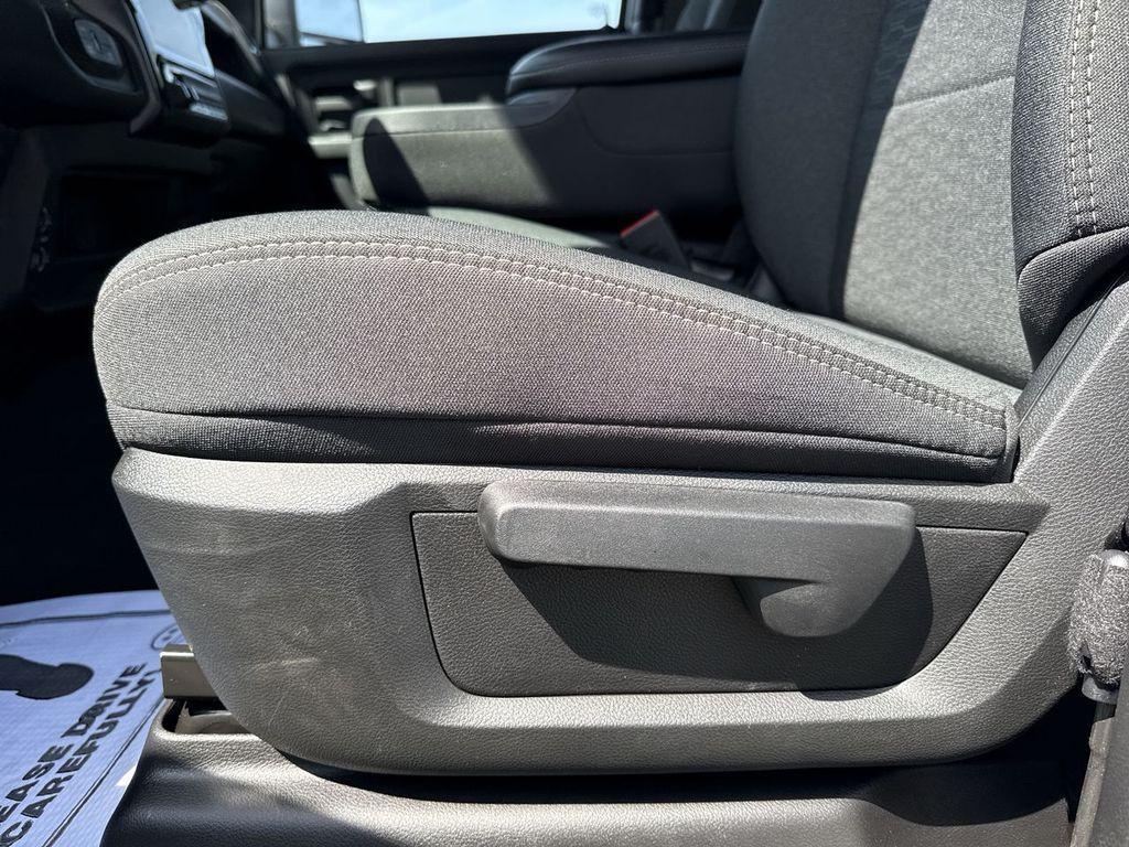 new 2025 Ram 2500 car, priced at $64,922