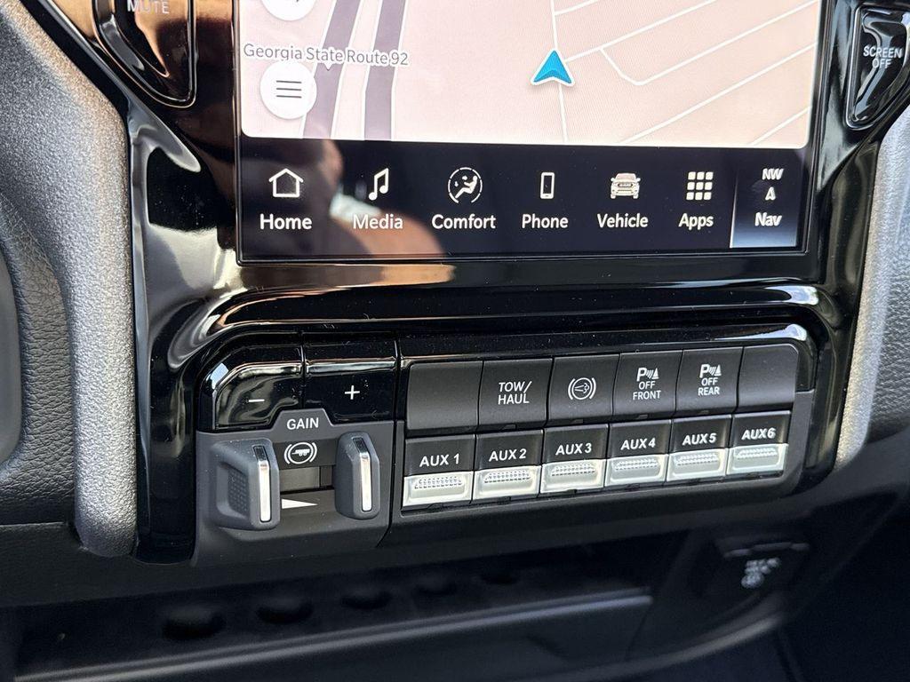 new 2025 Ram 2500 car, priced at $64,922