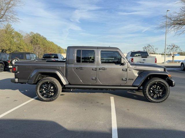 new 2025 Jeep Gladiator car, priced at $40,435