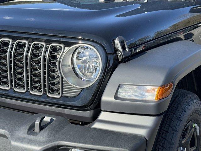 new 2025 Jeep Wrangler car, priced at $37,280