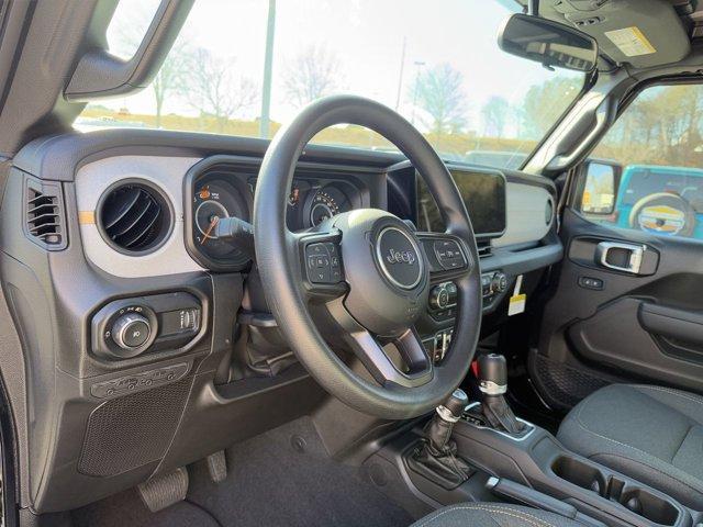 new 2025 Jeep Wrangler car, priced at $37,280