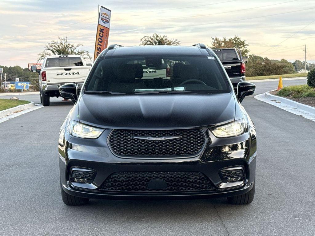 new 2026 Chrysler Pacifica car, priced at $45,036
