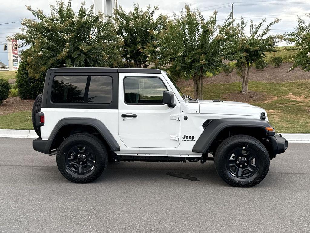 new 2025 Jeep Wrangler car, priced at $34,341