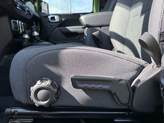 new 2025 Jeep Wrangler car, priced at $42,204