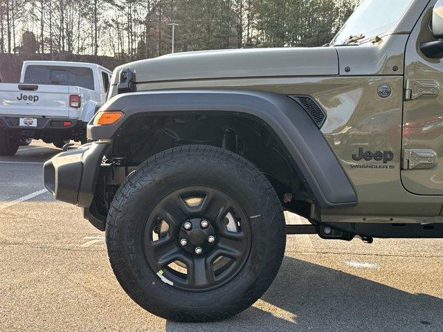 new 2025 Jeep Wrangler car, priced at $43,340