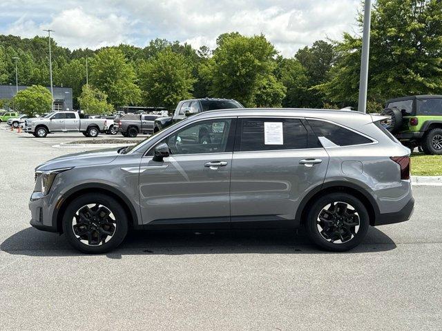 used 2024 Kia Sorento car, priced at $28,999