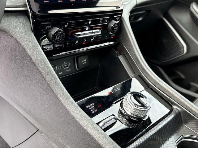 new 2025 Jeep Grand Cherokee car, priced at $49,010