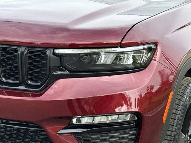 new 2025 Jeep Grand Cherokee car, priced at $49,010