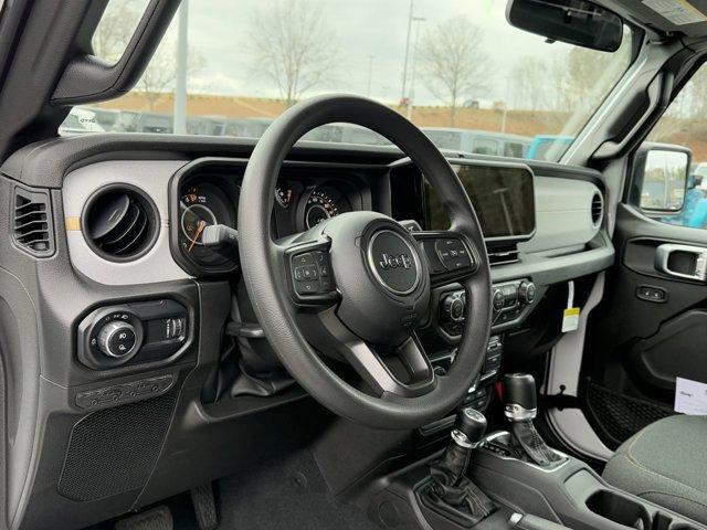 new 2025 Jeep Gladiator car, priced at $39,285