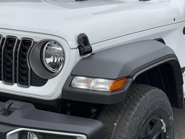 new 2025 Jeep Gladiator car, priced at $39,285