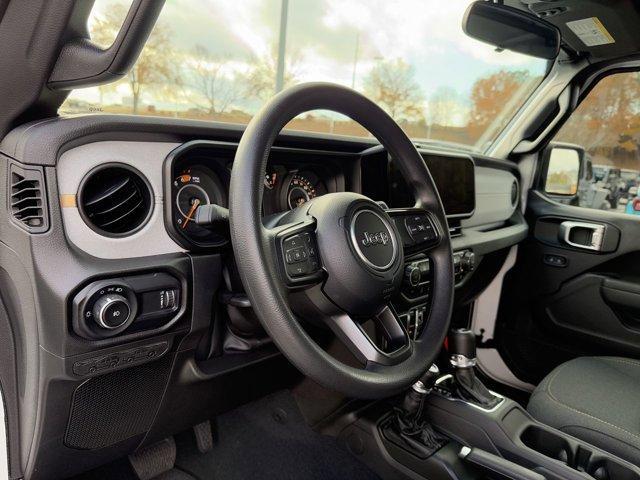 new 2025 Jeep Wrangler car, priced at $37,185