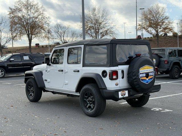 new 2025 Jeep Wrangler car, priced at $37,185