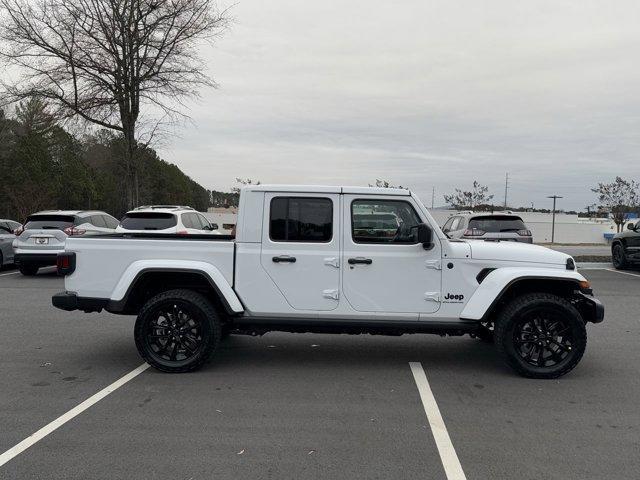 new 2025 Jeep Gladiator car, priced at $38,840