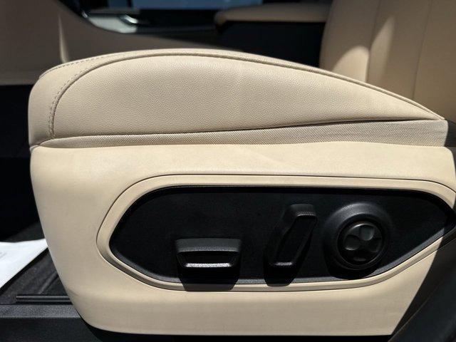 new 2025 Jeep Grand Cherokee L car, priced at $45,592