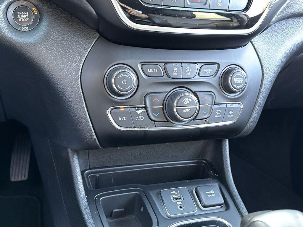 used 2019 Jeep Cherokee car, priced at $15,558