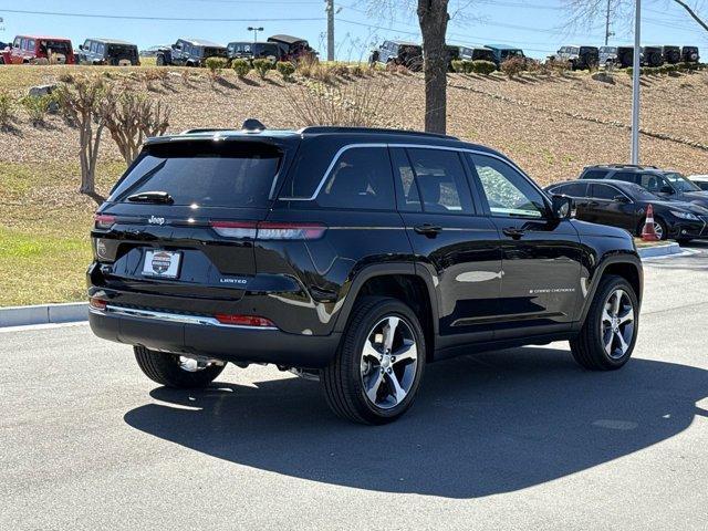 new 2025 Jeep Grand Cherokee car, priced at $49,405