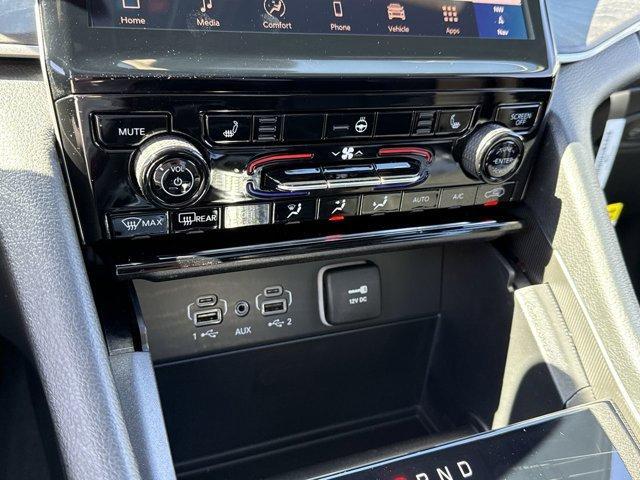 new 2025 Jeep Grand Cherokee car, priced at $49,405