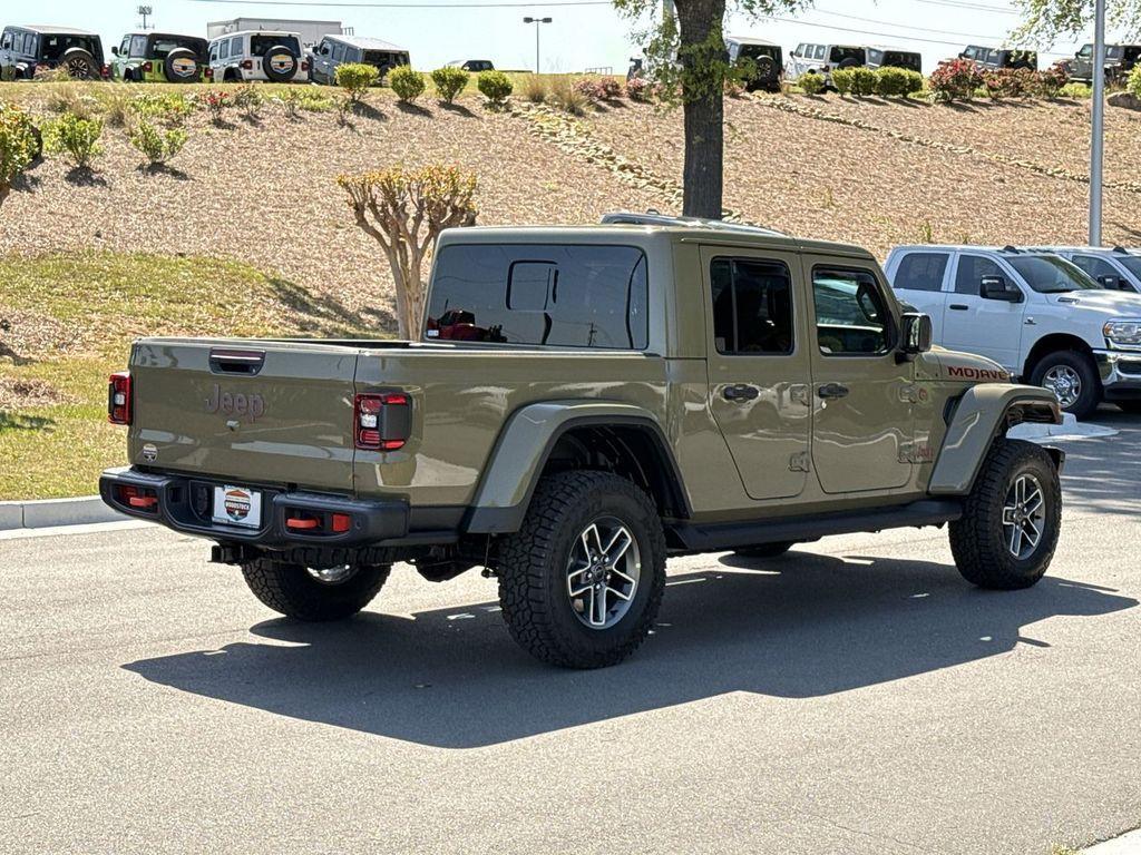 new 2025 Jeep Gladiator car, priced at $58,927