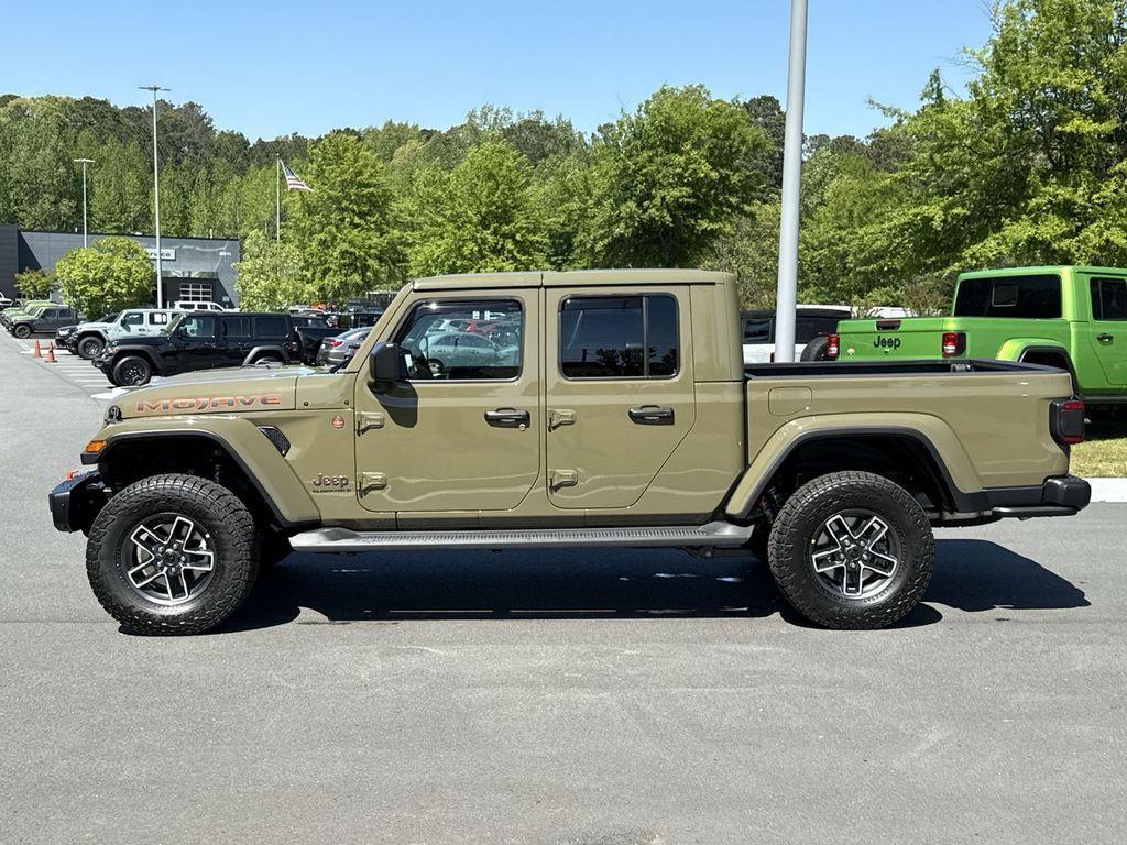 new 2025 Jeep Gladiator car, priced at $58,927