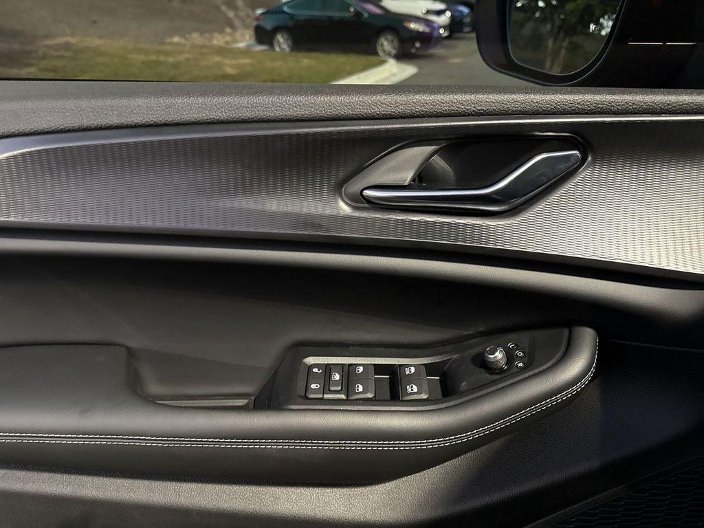 new 2025 Jeep Grand Cherokee car, priced at $38,446
