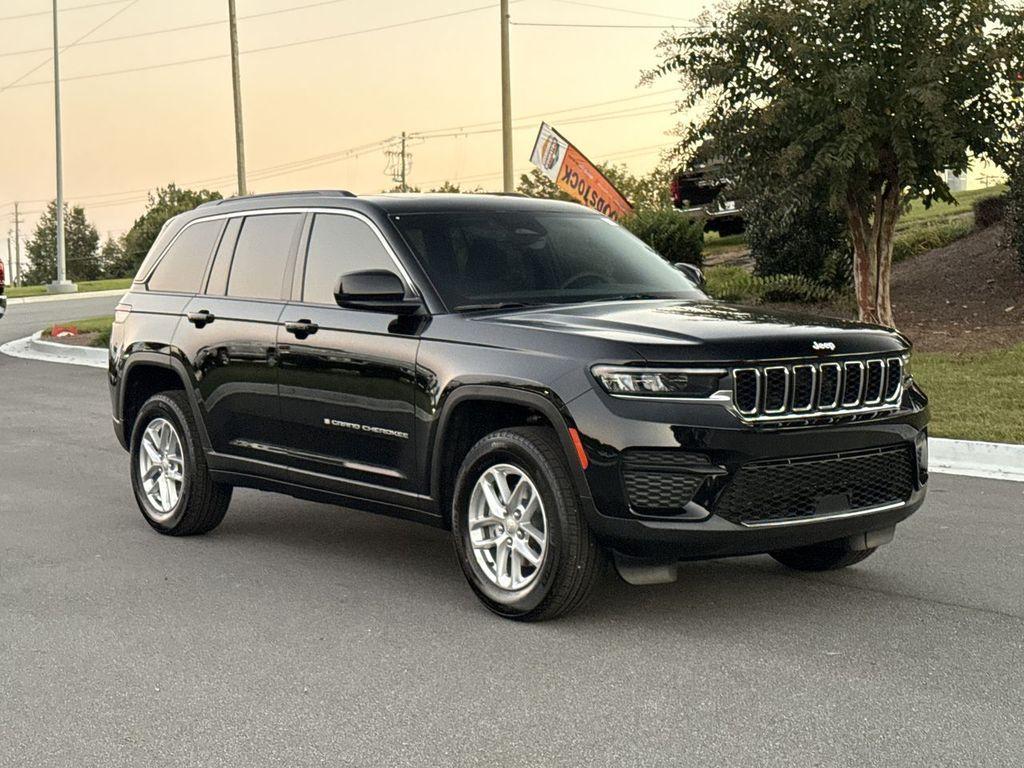 new 2025 Jeep Grand Cherokee car, priced at $38,446
