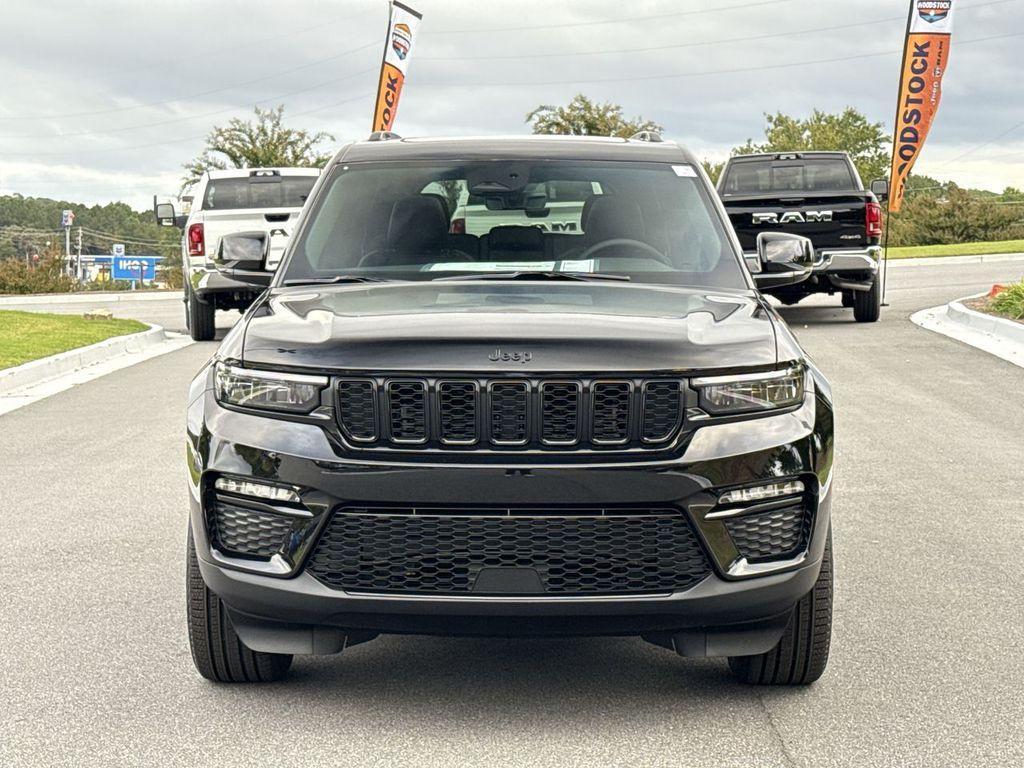 new 2025 Jeep Grand Cherokee car, priced at $45,583
