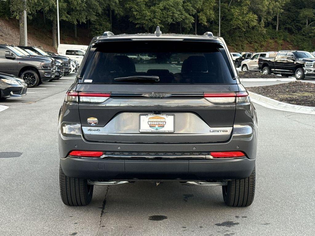 new 2025 Jeep Grand Cherokee car, priced at $45,583
