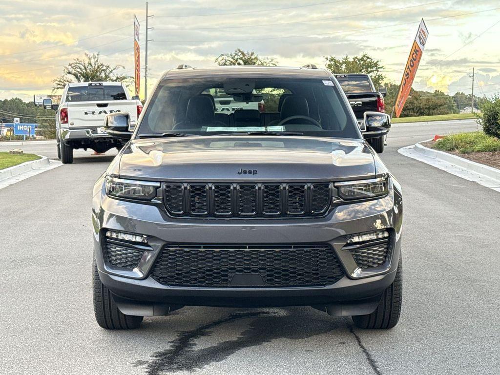 new 2025 Jeep Grand Cherokee car, priced at $45,583