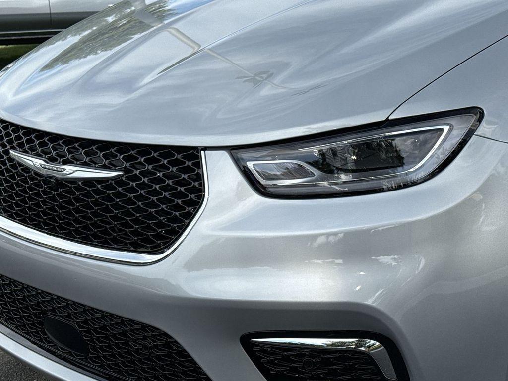 new 2026 Chrysler Pacifica car, priced at $42,579