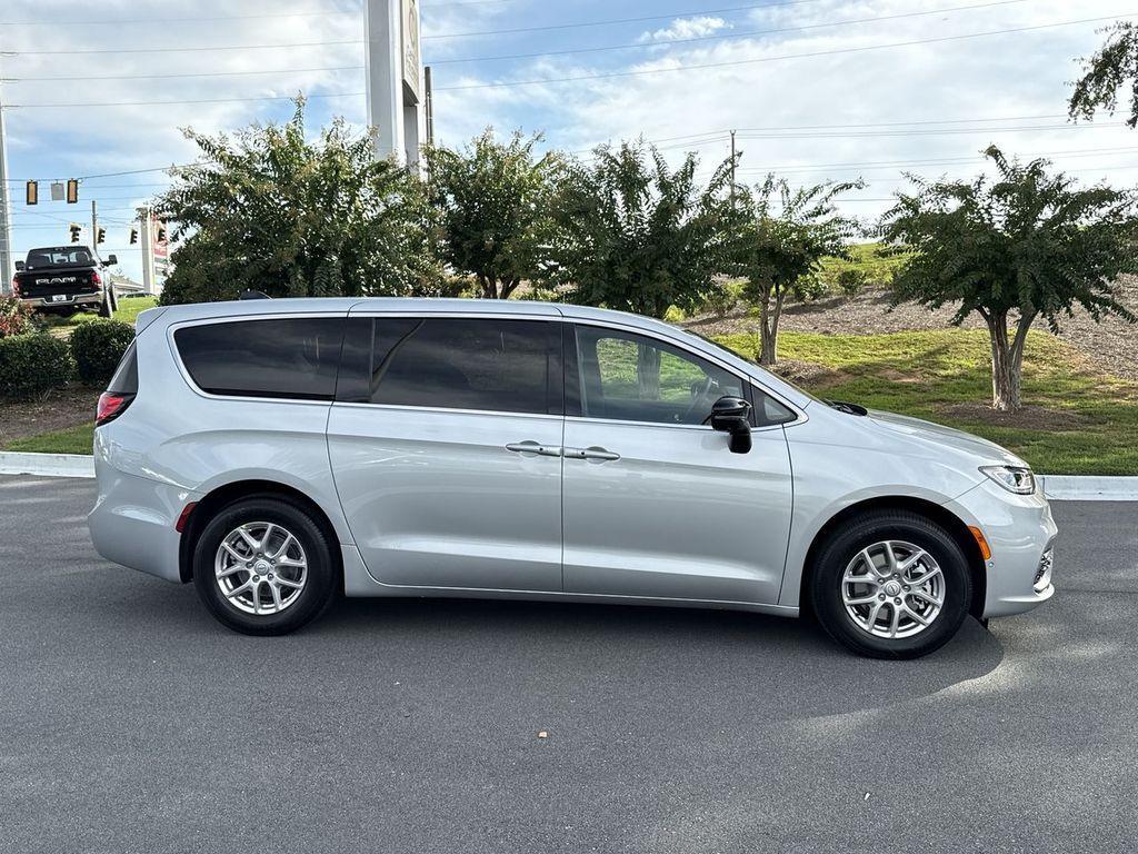 new 2026 Chrysler Pacifica car, priced at $42,579