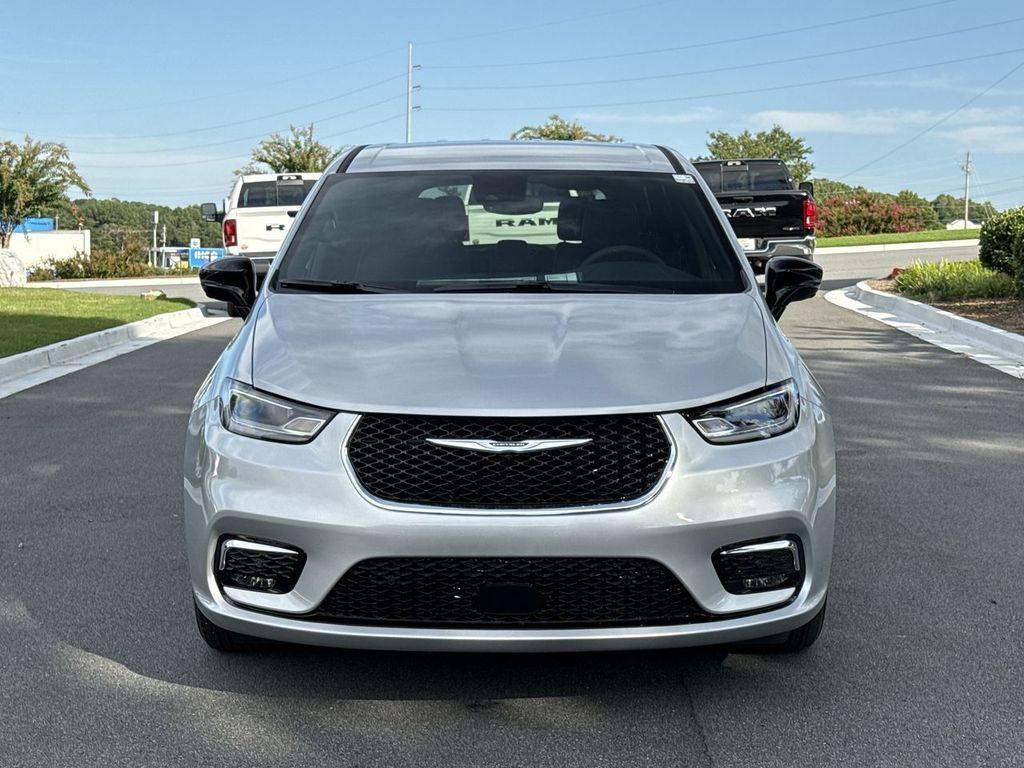 new 2026 Chrysler Pacifica car, priced at $42,579