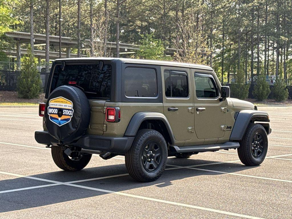 new 2025 Jeep Wrangler car, priced at $45,657