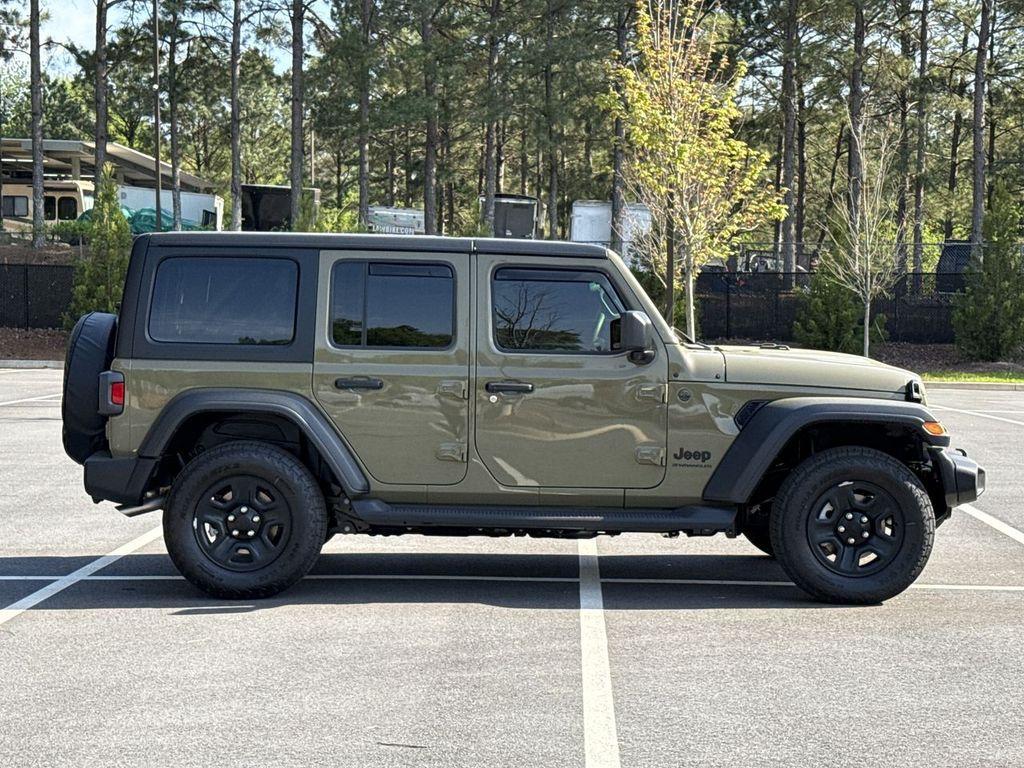 new 2025 Jeep Wrangler car, priced at $45,657