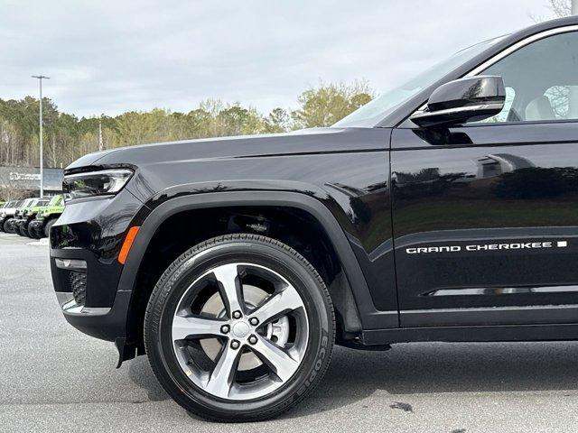 new 2025 Jeep Grand Cherokee L car, priced at $44,915
