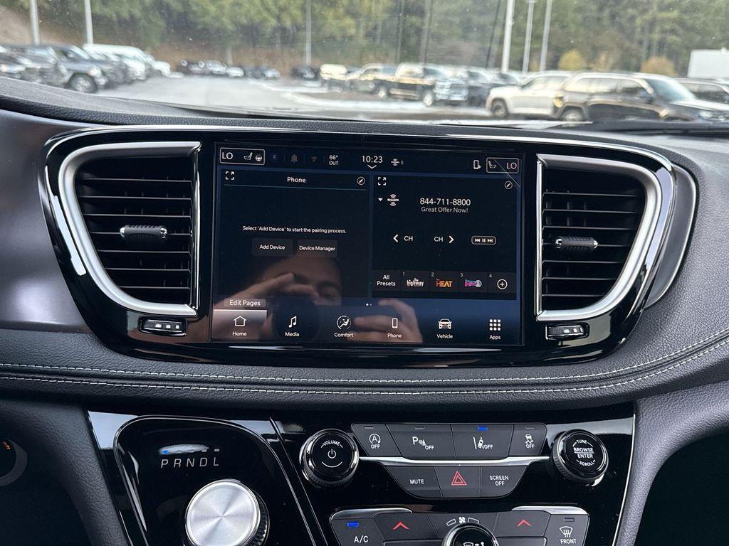 new 2026 Chrysler Pacifica car, priced at $45,036